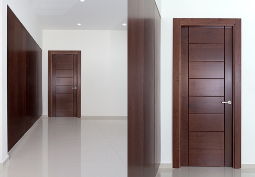 דלת פנים סופט מייפל פסי רוחב בייץ דגם 605